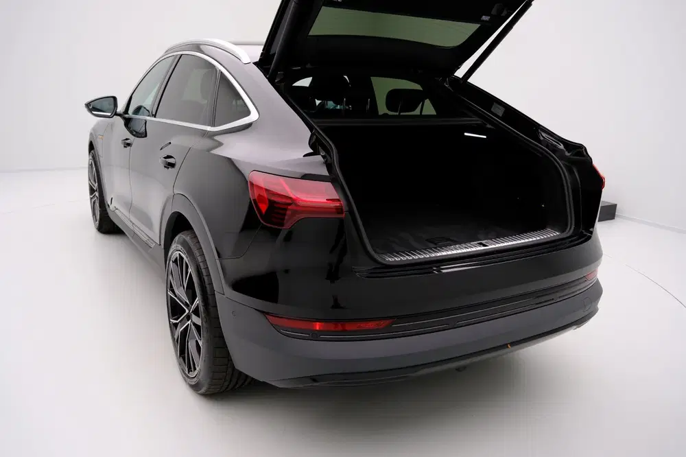 Audi e-tron 55 quattro 408pk edition 95 kWh Aut. V uit 2022, foto 11