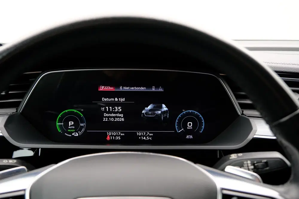 Audi e-tron 55 quattro 408pk edition 95 kWh Aut. V uit 2022, foto 14