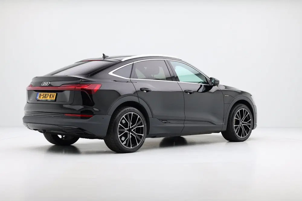 Audi e-tron 55 quattro 408pk edition 95 kWh Aut. V uit 2022, foto 3
