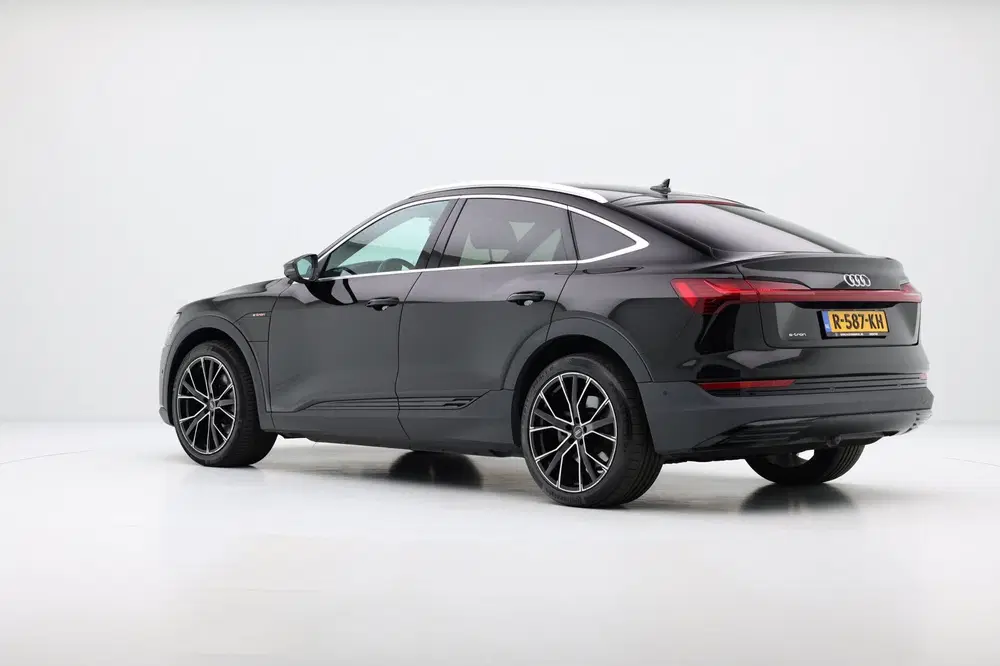 Audi e-tron 55 quattro 408pk edition 95 kWh Aut. V uit 2022, foto 4