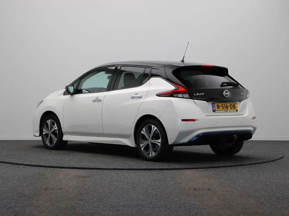 Nissan Leaf e+ N-Connecta 62 kWh uit 2021, foto 2