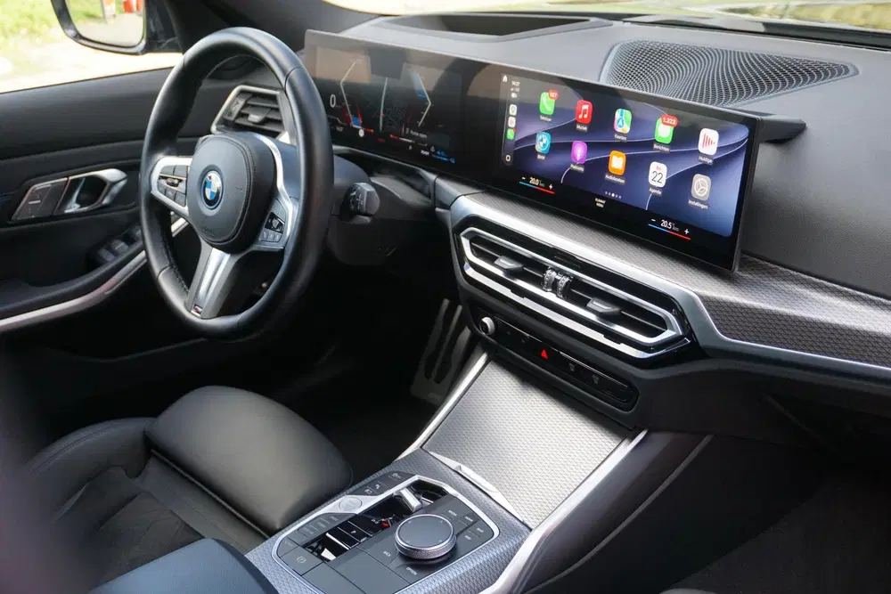 BMW 3-serie 320e High Executive uit 2023, foto 10