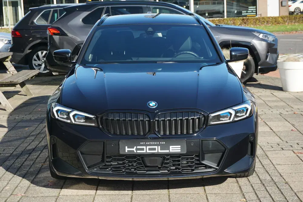BMW 3-serie 320e High Executive uit 2023, foto 7