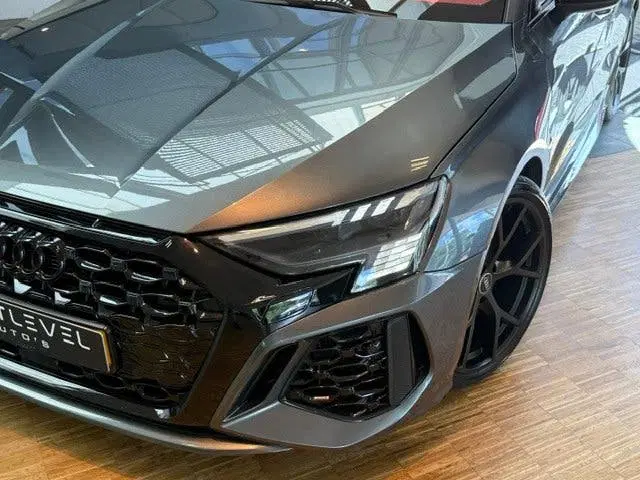 Audi RS3 2.5 TFSI RS3 quattro RS Dynamic Ceramic R uit 2023, foto 2