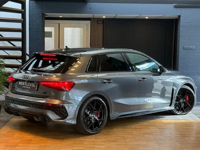 Audi RS3 2.5 TFSI RS3 quattro RS Dynamic Ceramic R uit 2023, foto 7
