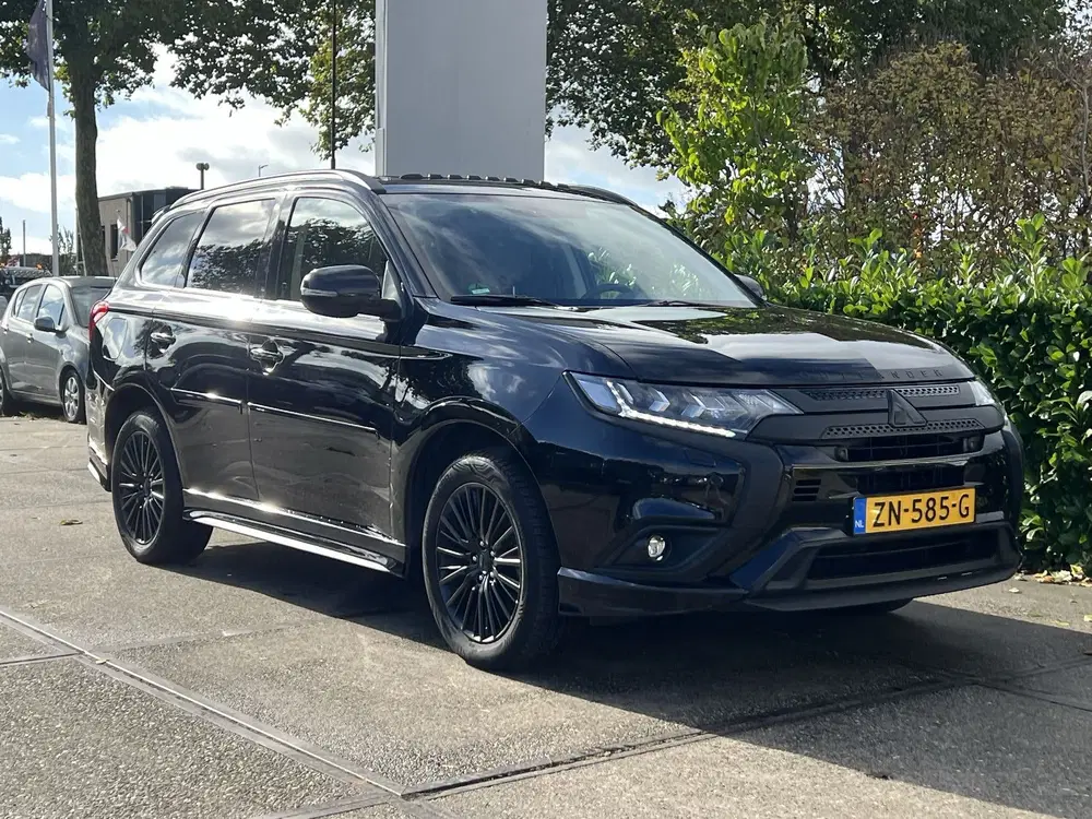 Mitsubishi Outlander 2.4 PHEV Instyle+ uit 2019, foto 5