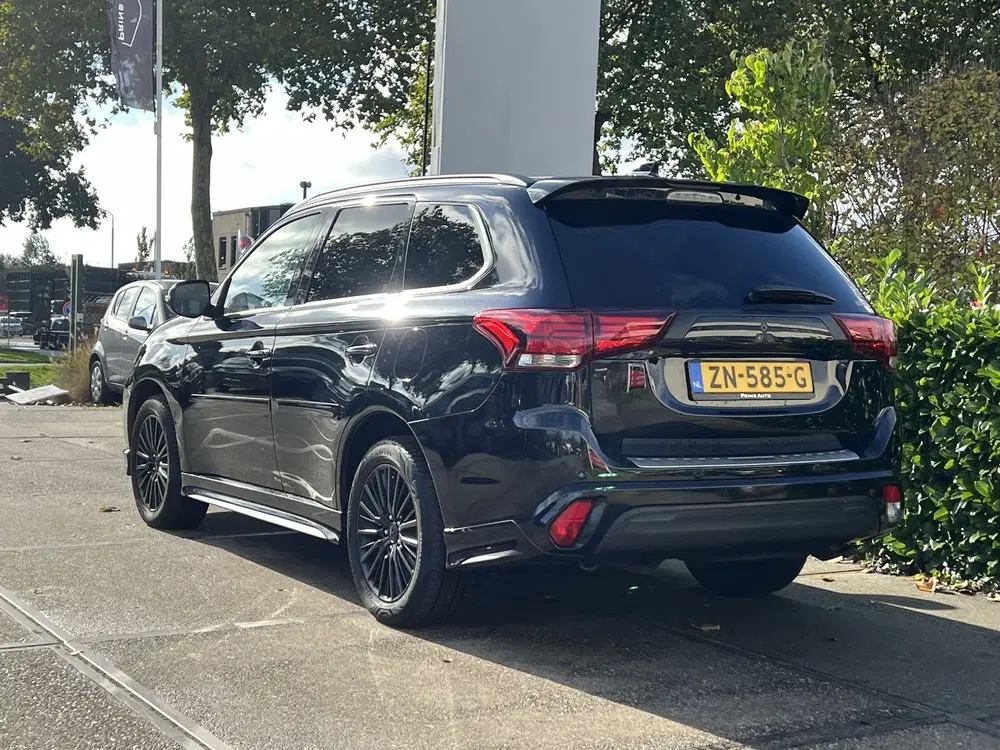 Mitsubishi Outlander 2.4 PHEV Instyle+ uit 2019, foto 6