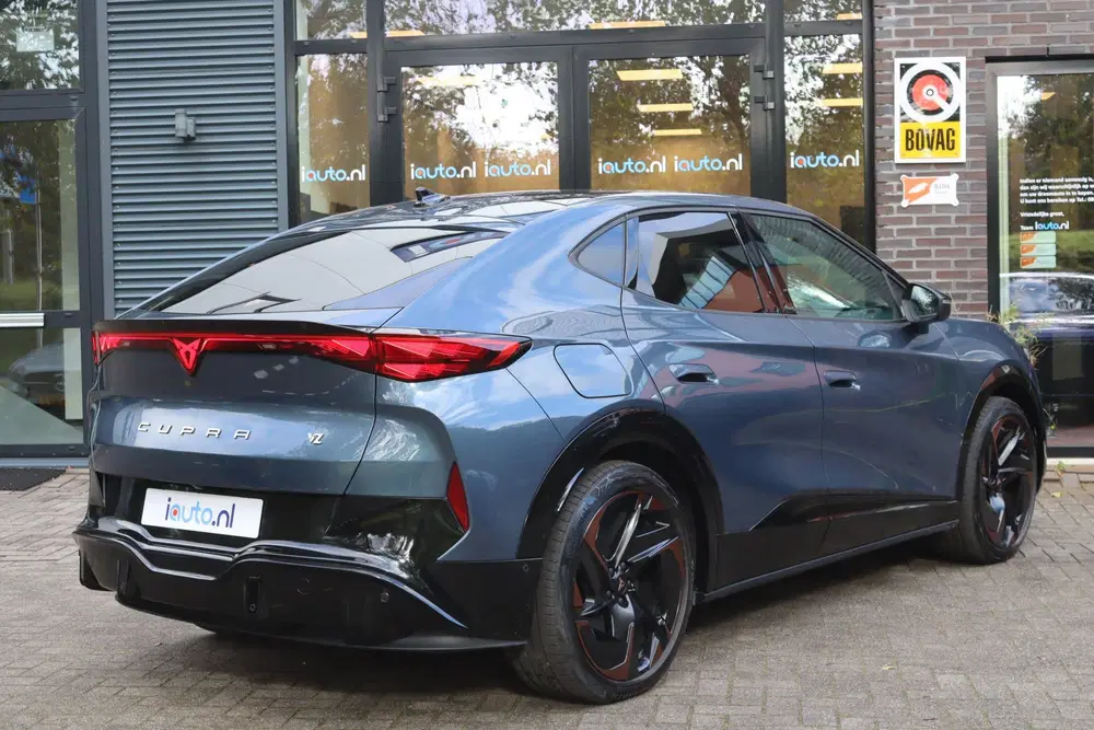 Cupra Tavascan VZ Adrenaline 82 kWh 340PK Pano uit 2024, foto 2