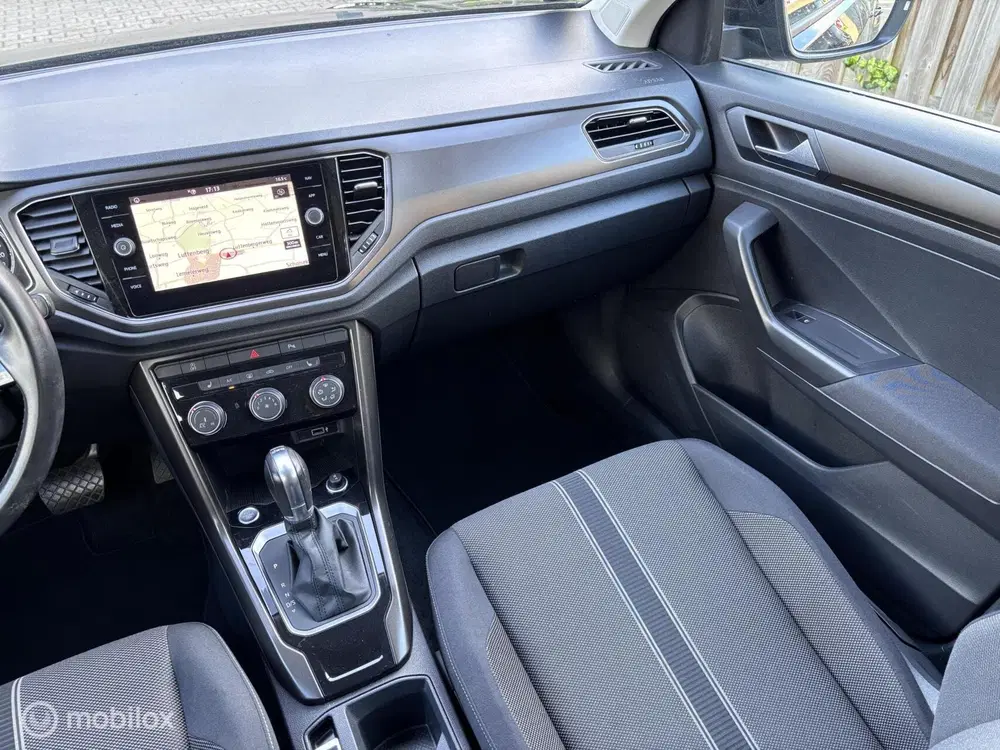 Volkswagen T-Roc 1.5 TSI Style Busines uit 2019, foto 10