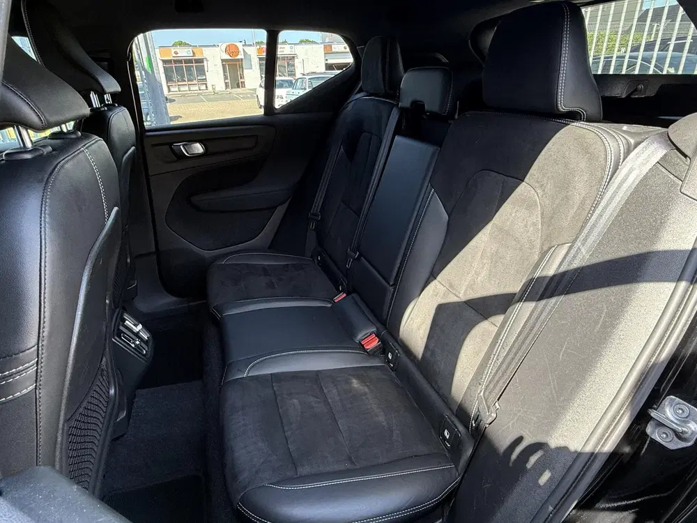 Volvo XC40 1.5 T2 R-Design uit 2022, foto 12