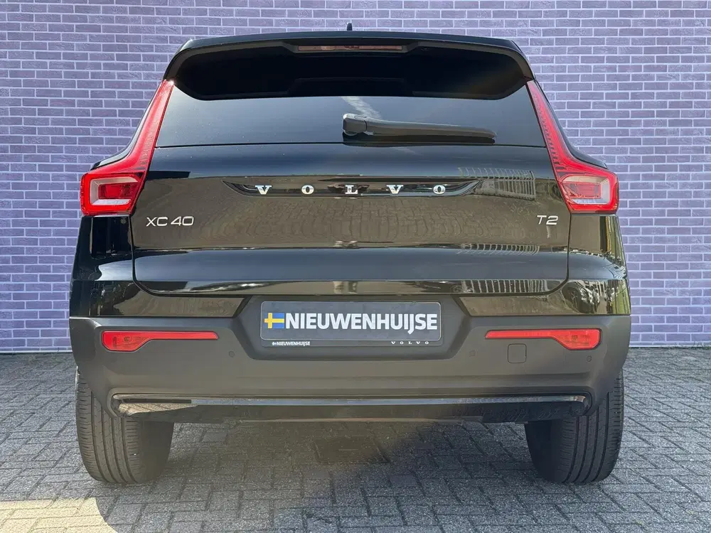 Volvo XC40 1.5 T2 R-Design uit 2022, foto 14
