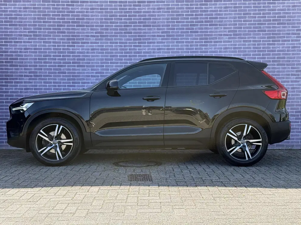 Volvo XC40 1.5 T2 R-Design uit 2022, foto 9