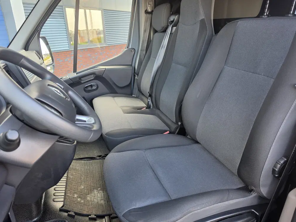 Renault Master T35 2.3 dCi 180 L3H2 Energy uit 2021, foto 12