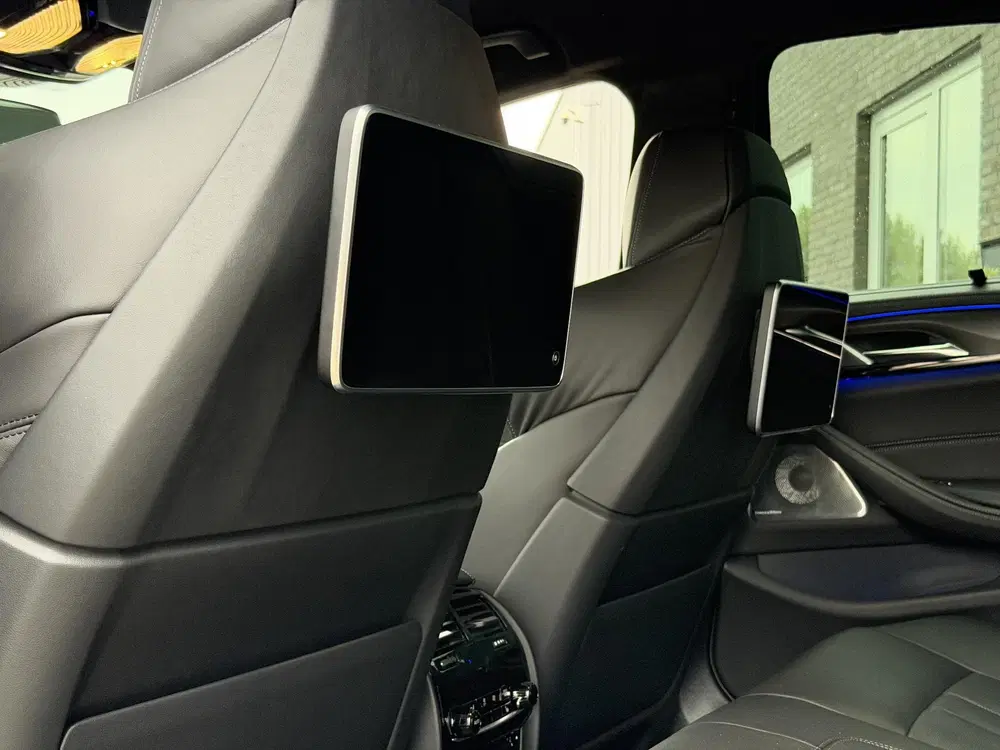BMW M5 uit 2020, foto 12