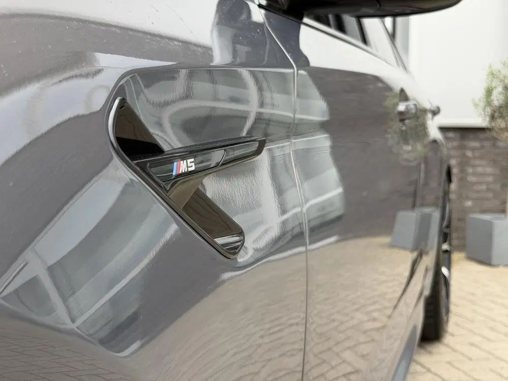 BMW M5 uit 2020, foto 6