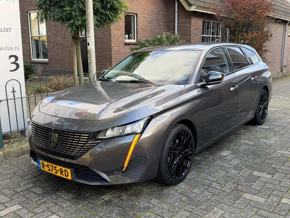 Peugeot 308 1.2 PureTech Allure Pack Business Distribu uit 2022