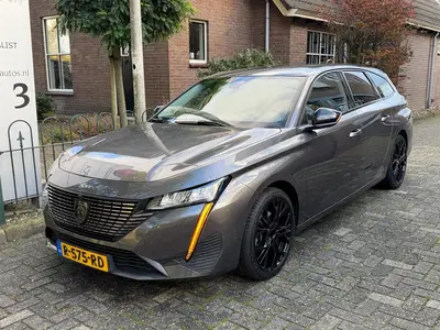 Peugeot 308 1.2 PureTech Allure Pack Business Distribu uit 2022