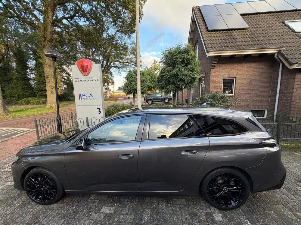 Peugeot 308 1.2 PureTech Allure Pack Business Distribu uit 2022, foto 10