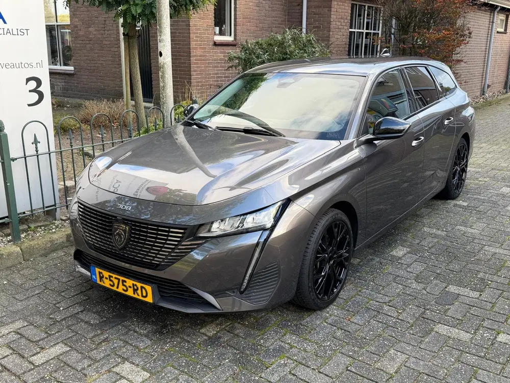 Peugeot 308 1.2 PureTech Allure Pack Business Distribu uit 2022, foto 2