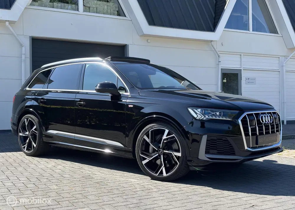 Audi Q7 55 TFSI e quattro S-Line Pano 22inch laser uit 2021, foto 2