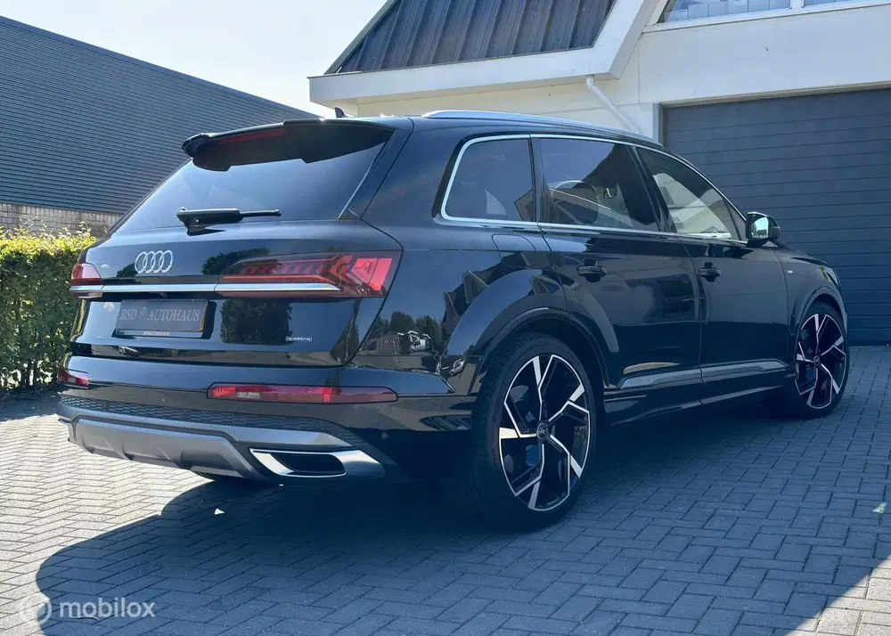 Audi Q7 55 TFSI e quattro S-Line Pano 22inch laser uit 2021, foto 5