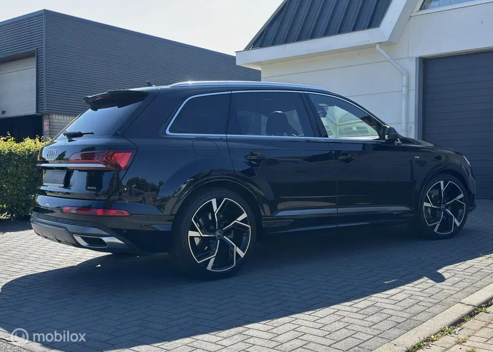 Audi Q7 55 TFSI e quattro S-Line Pano 22inch laser uit 2021, foto 6