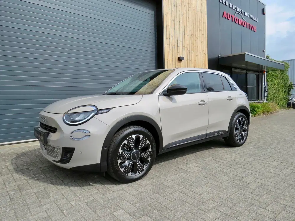 Fiat 600e La Prima 54 kWh *Full option *Leder *Stoel uit 2025, foto 7