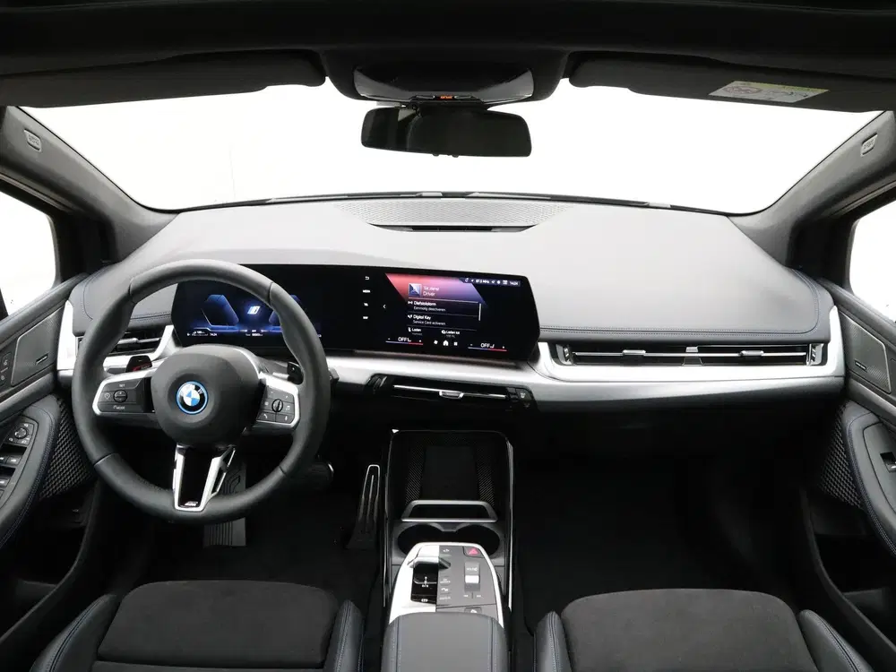 BMW 2-serie 225e xDrive Active Tourer M-Sport uit 2026, foto 13