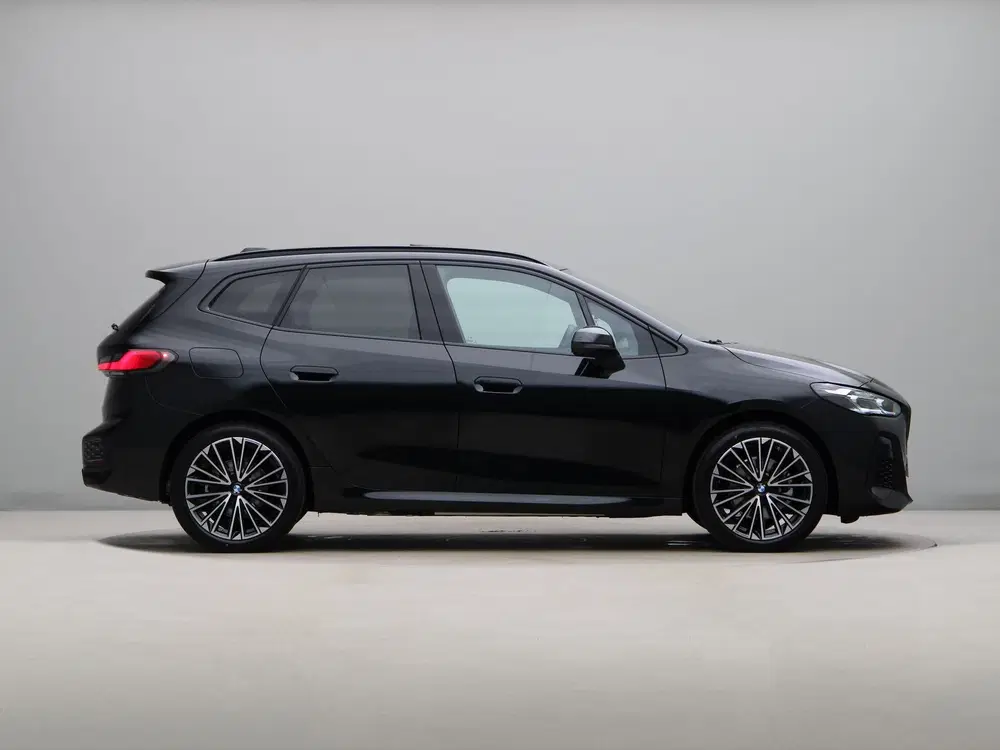 BMW 2-serie 225e xDrive Active Tourer M-Sport uit 2026, foto 8
