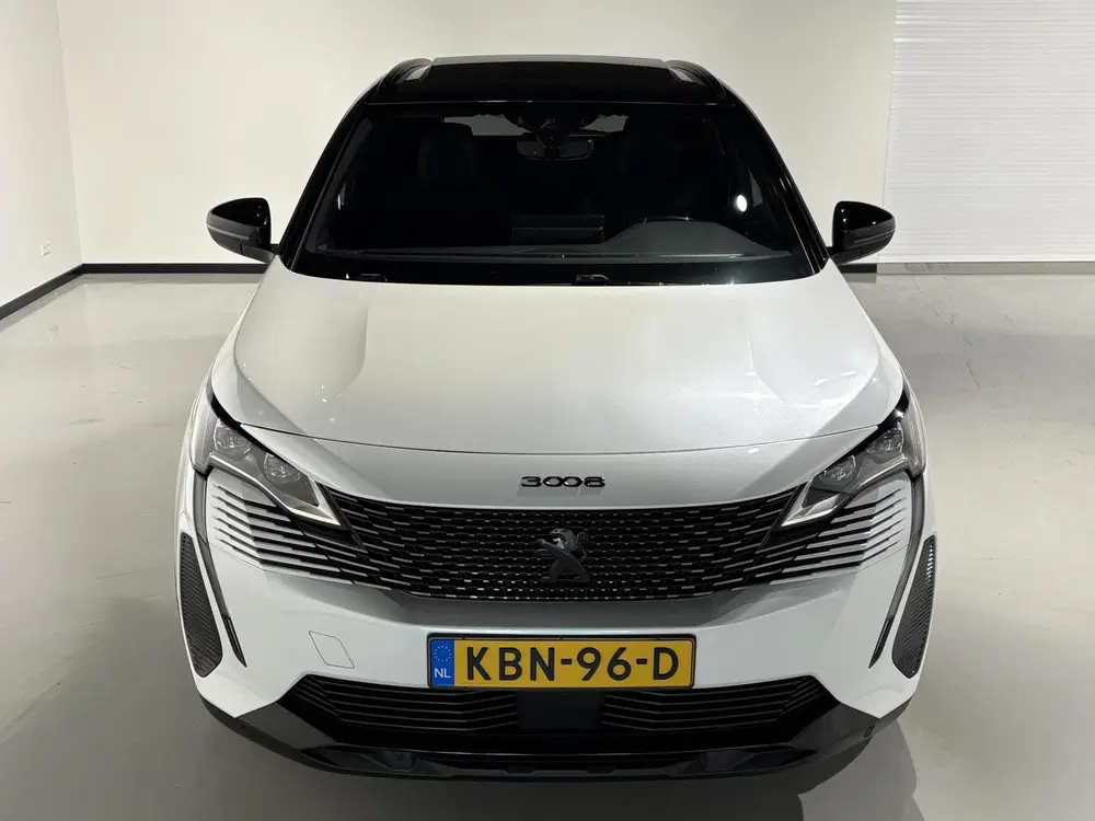 Peugeot 3008 1.2 130pk AUT GT uit 2023, foto 10