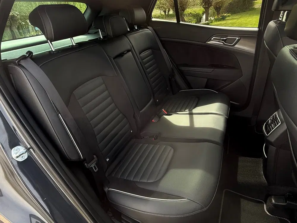 Kia Sportage 1.6 T-GDi Hybrid GT-PlusLine Automaat uit 2023, foto 12