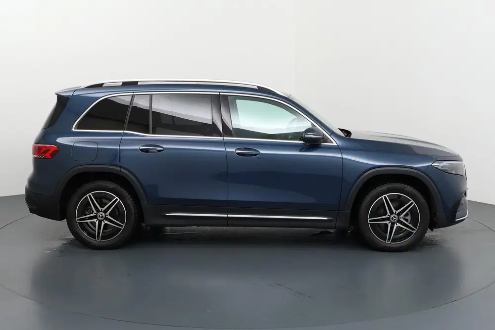 Mercedes-Benz EQB 250 AMG Line 67 kWh Sportieve AMG-uitstral uit 2023, foto 12