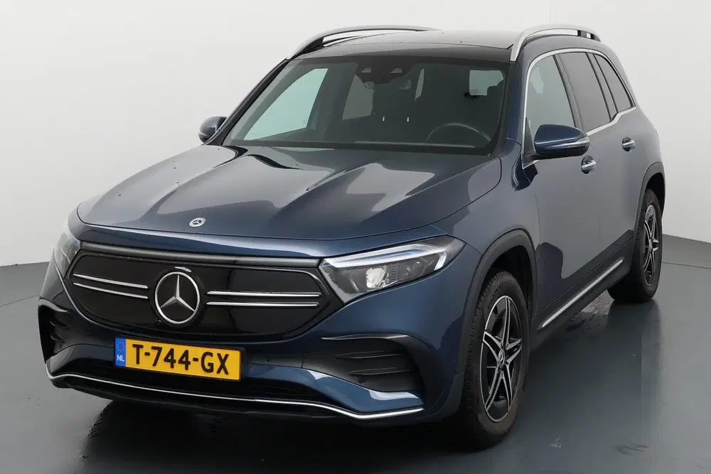 Mercedes-Benz EQB 250 AMG Line 67 kWh Sportieve AMG-uitstral uit 2023, foto 4