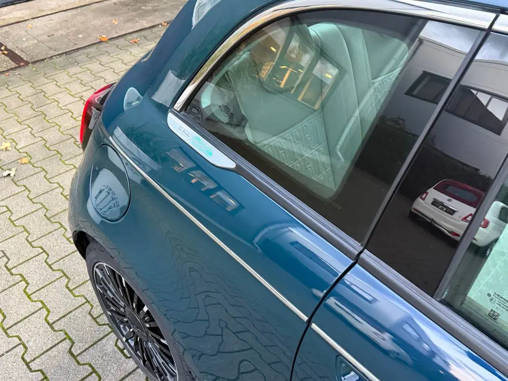 Fiat 500e La Prima 42 kWh uit 2020, foto 10