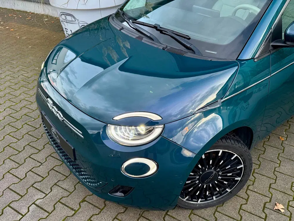 Fiat 500e La Prima 42 kWh uit 2020, foto 2