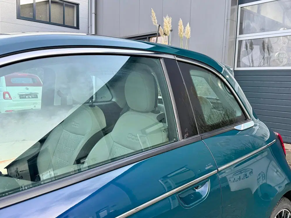 Fiat 500e La Prima 42 kWh uit 2020, foto 8