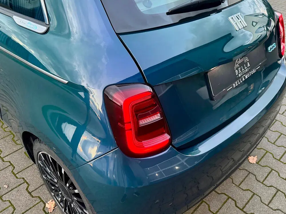 Fiat 500e La Prima 42 kWh uit 2020, foto 9