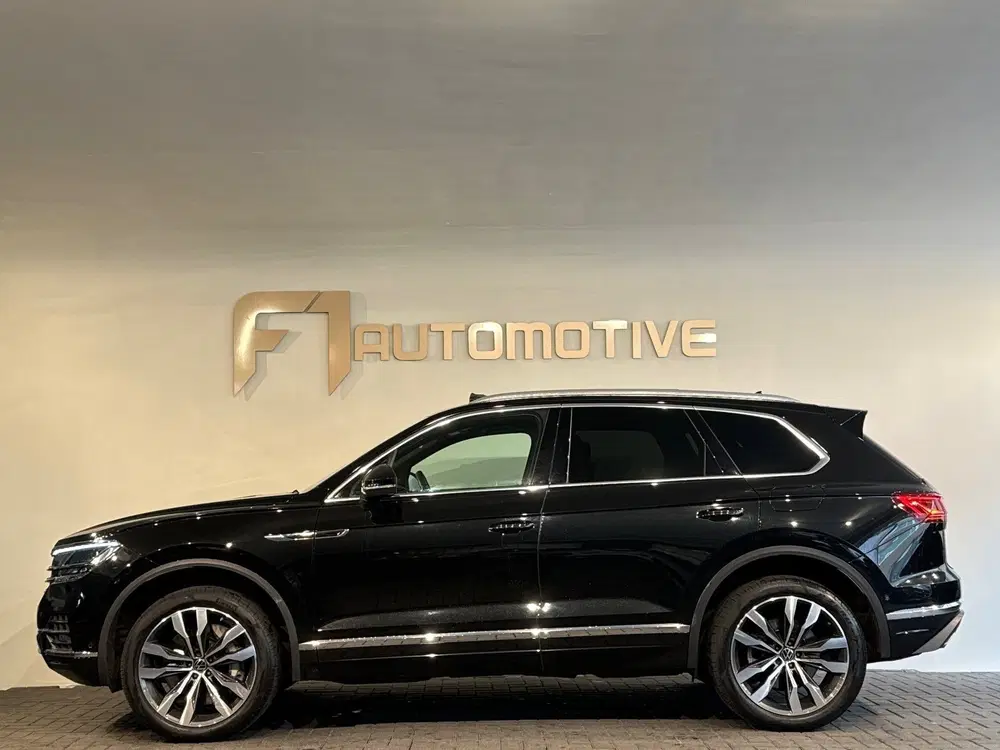 Volkswagen Touareg 3.0 TSi e-Hybrid 4M R Pano uit 2022, foto 11
