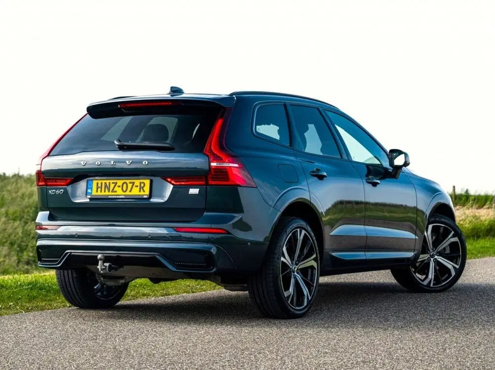 Volvo XC60 2.0 T8 PHEV AWD Polestar Pano Trekhaak ACC uit 2024, foto 3
