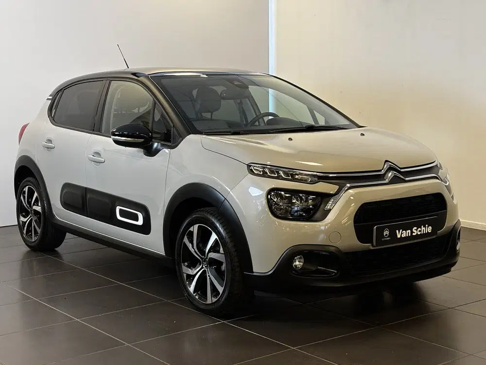 Citroën C3 PT 82 Shine 17" uit 2022