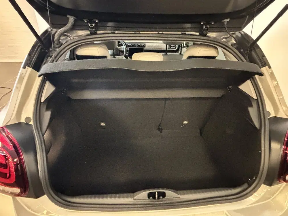 Citroën C3 PT 82 Shine 17" uit 2022, foto 13