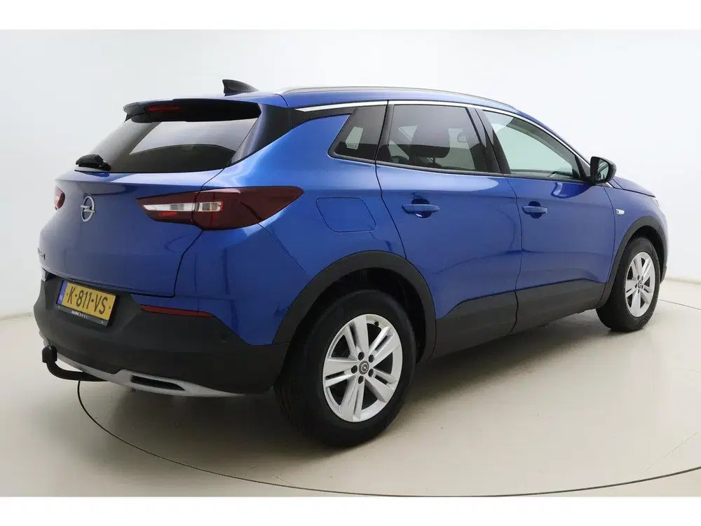 Opel Grandland 1.2 Turbo Elegance 130 PK Automaat uit 2021, foto 2