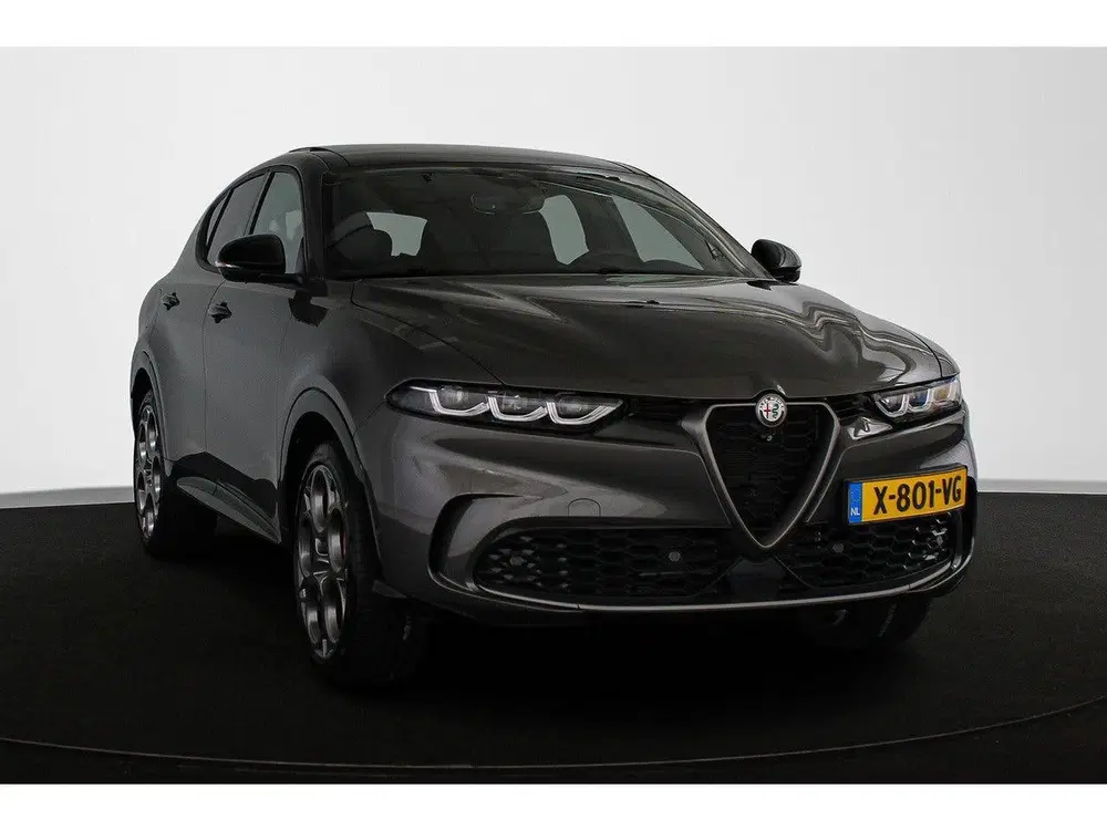 Alfa Romeo Tonale 1.3T PHEV Edizione Speciale Panoramadak Le uit 2024, foto 2