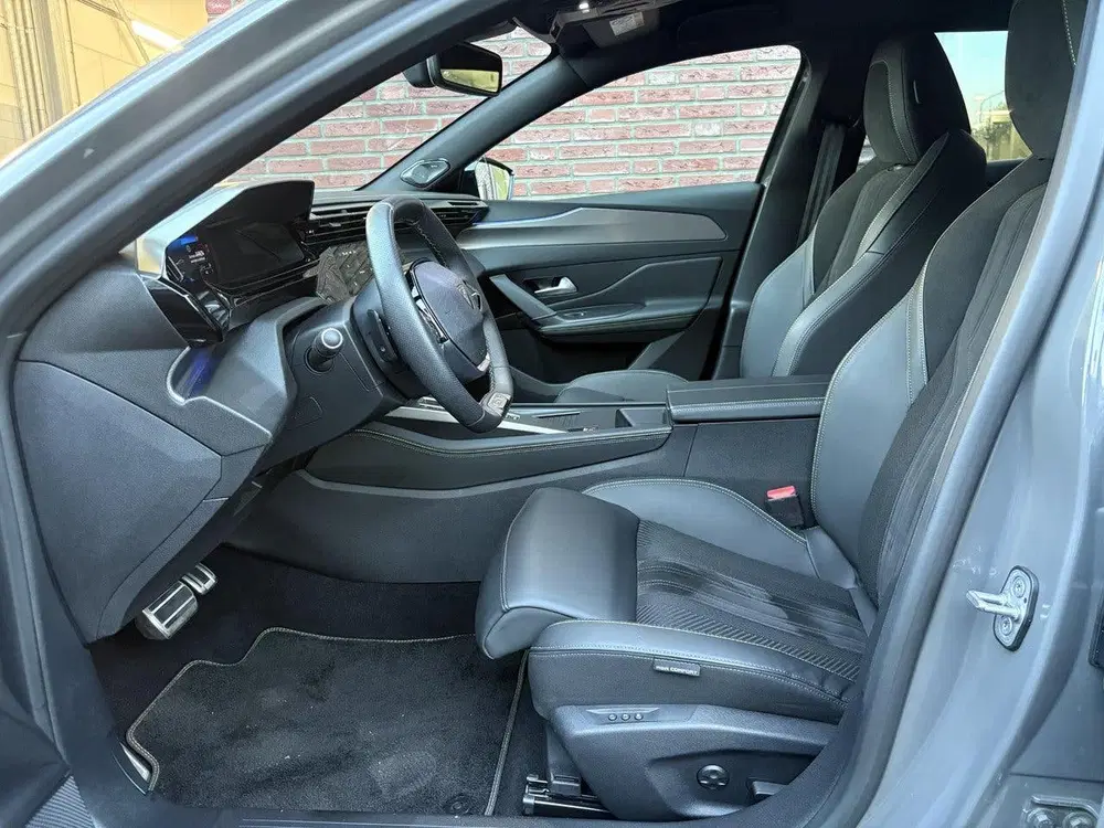Peugeot 408 GT 1.6 HYbrid PHEV 225pk e-EAT8 uit 2025, foto 9