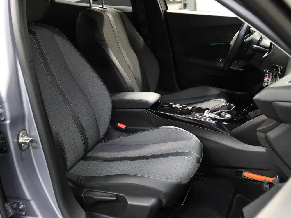 Peugeot 2008 EV Blue Lease Allure 50 kWh 136PK uit 2021, foto 10