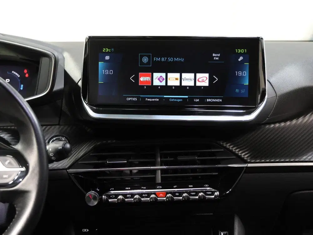 Peugeot 2008 EV Blue Lease Allure 50 kWh 136PK uit 2021, foto 14