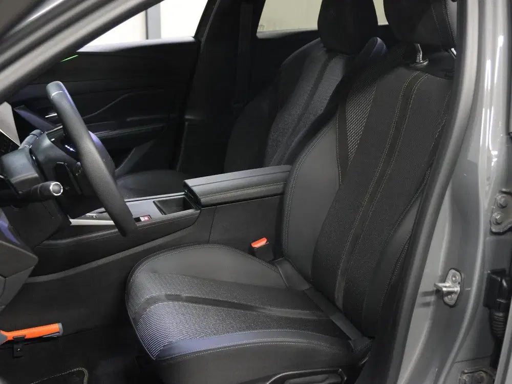 Peugeot 408 1.2 Hybrid 145PK e-DCS6 GT uit 2026, foto 11