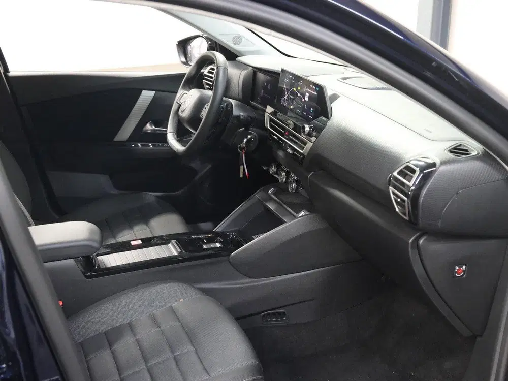 Citroën C4 Plus Hybrid 145PK Automaat uit 2025, foto 10