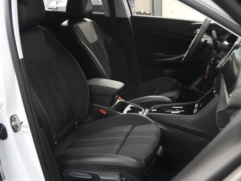 Opel Grandland SUV GS 130 pk Automaat uit 2024, foto 12