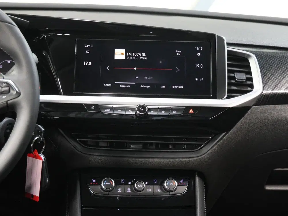 Opel Grandland SUV GS 130 pk Automaat uit 2024, foto 15